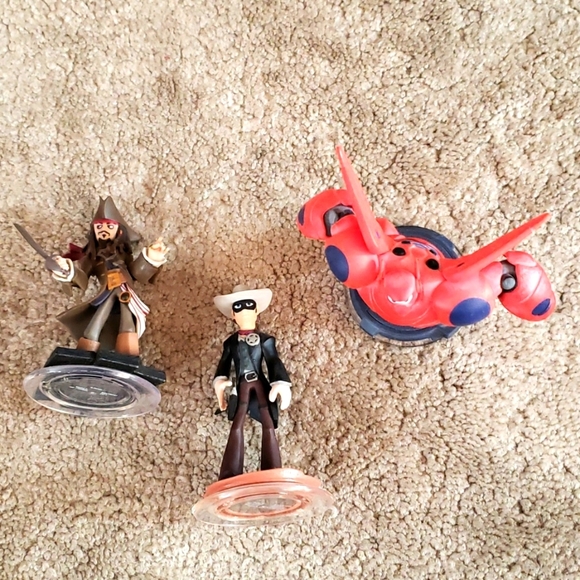6 Disney Infinity Characters - Picture 2 of 3